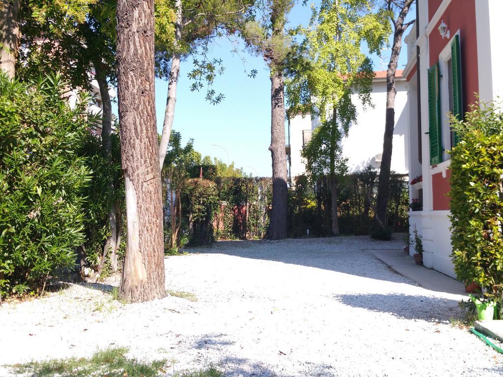 B&B Villa Regina Pisa Exterior foto
